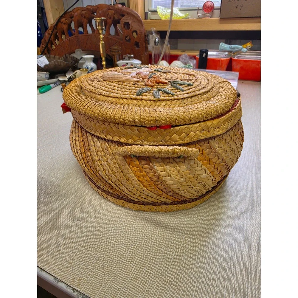 Vintage Woven Straw Sewing Basket Red Lining Raffia Floral Embroidery Round 9